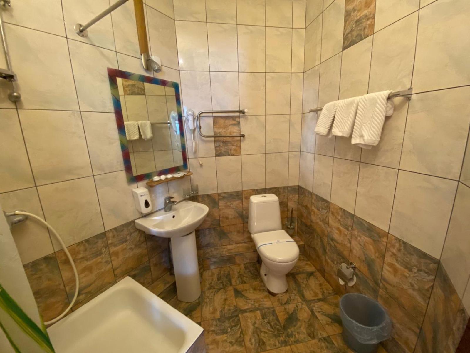 Tisa Hotel Petropavlovskaya Borshchagovka Esterno foto