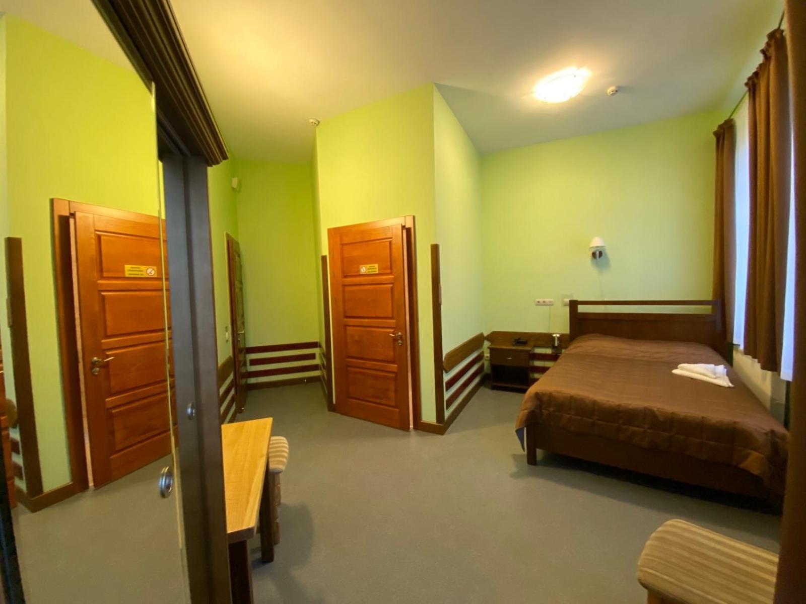 Tisa Hotel Petropavlovskaya Borshchagovka Esterno foto