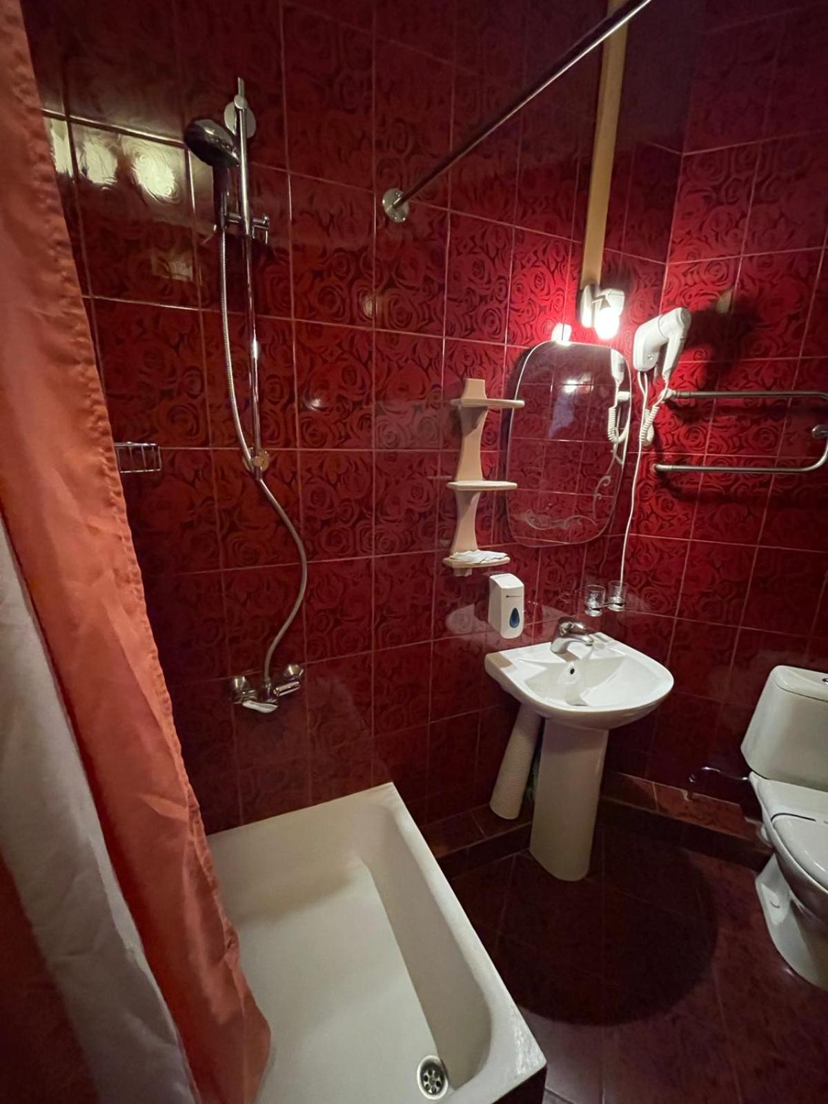 Tisa Hotel Petropavlovskaya Borshchagovka Esterno foto