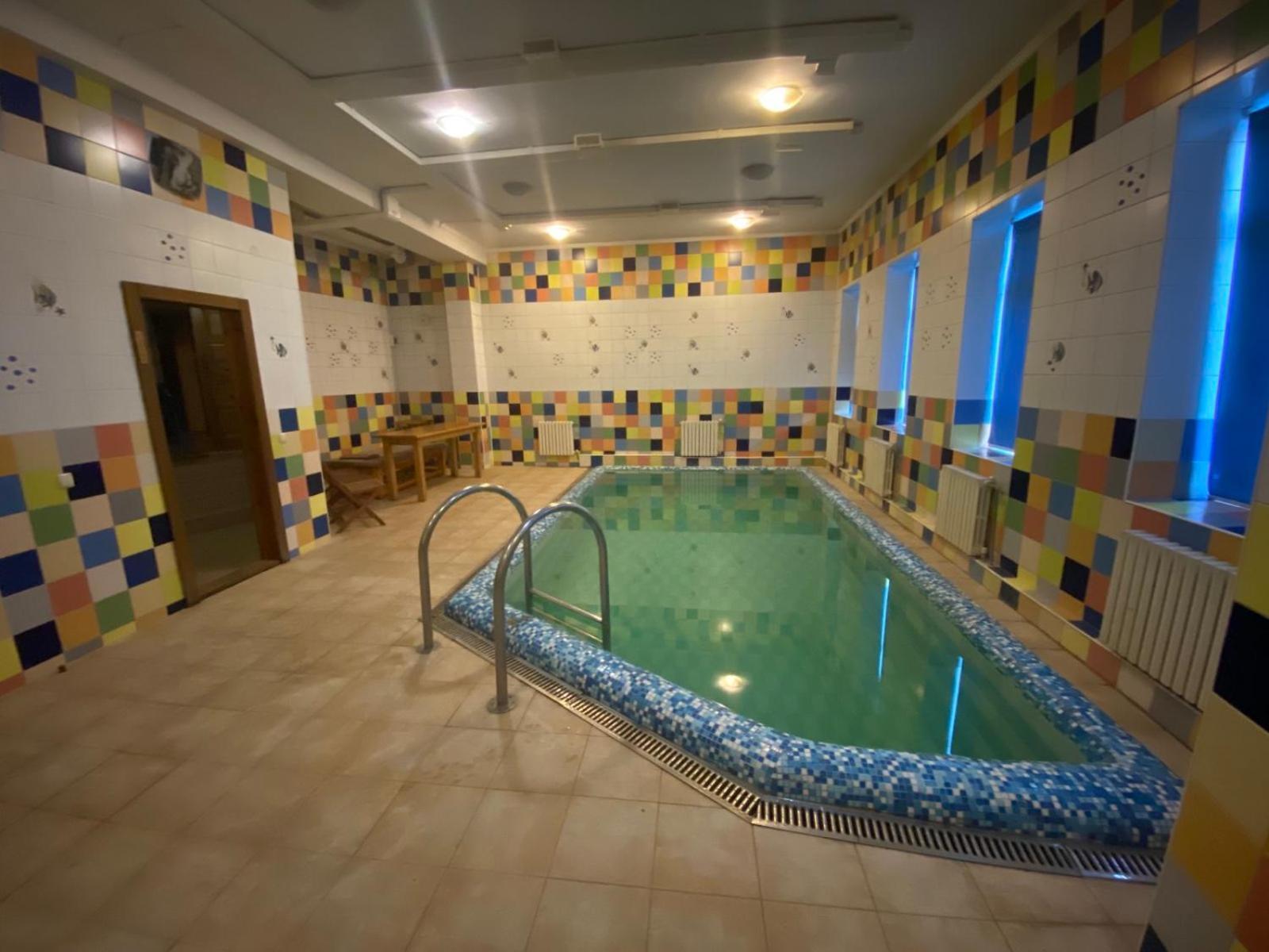 Tisa Hotel Petropavlovskaya Borshchagovka Esterno foto